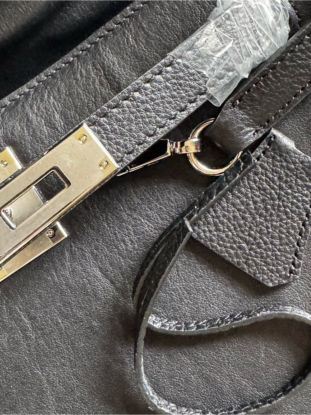 *READ LEATHER INSIDE & OUT | Black 28 KL Belted Smooth Leather Handle Bag B14 - Picture 13 of 14